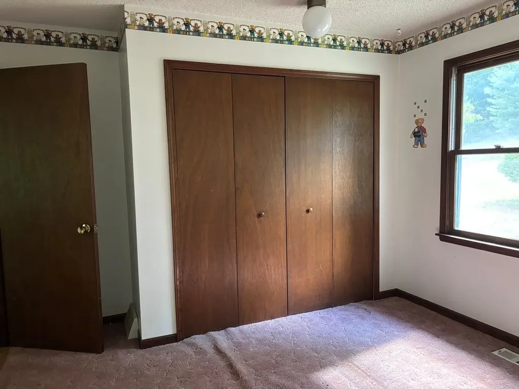 10009 E Lakeview Hills Road Elmwood Charter Township MI 49684