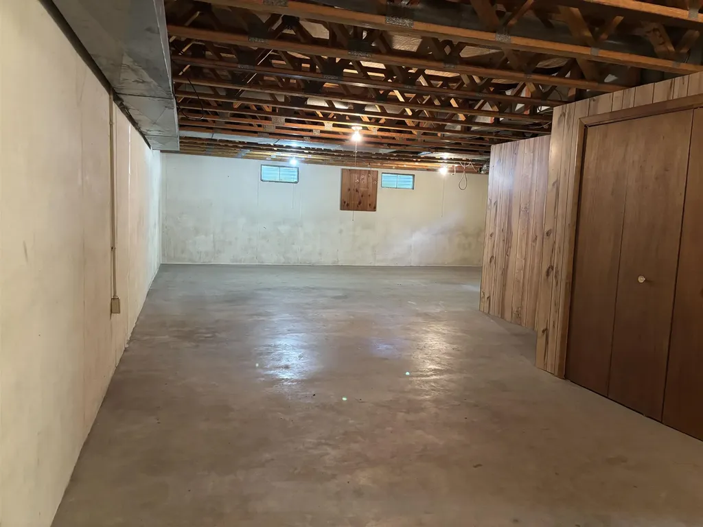 10009 E Lakeview Hills Road Elmwood Charter Township MI 49684