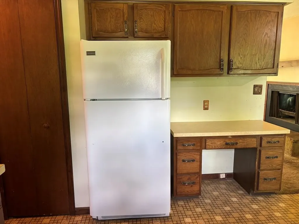 10009 E Lakeview Hills Road Elmwood Charter Township MI 49684