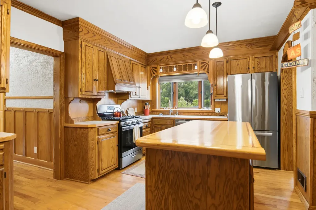 8491 Us-31 N Acme Township MI 49690