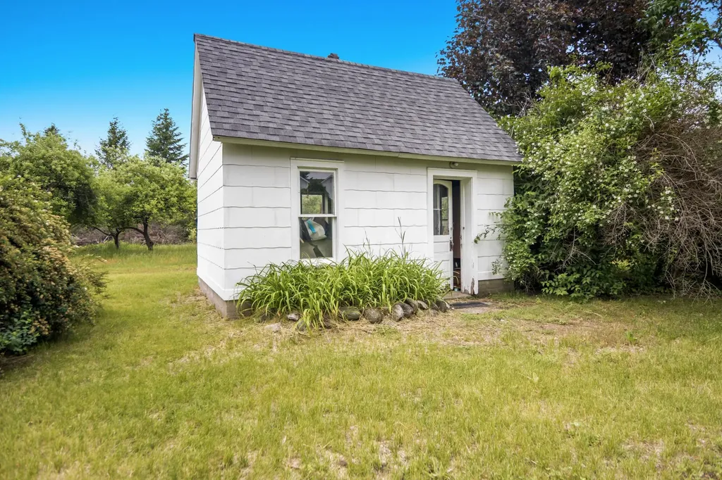 8491 Us-31 N Acme Township MI 49690