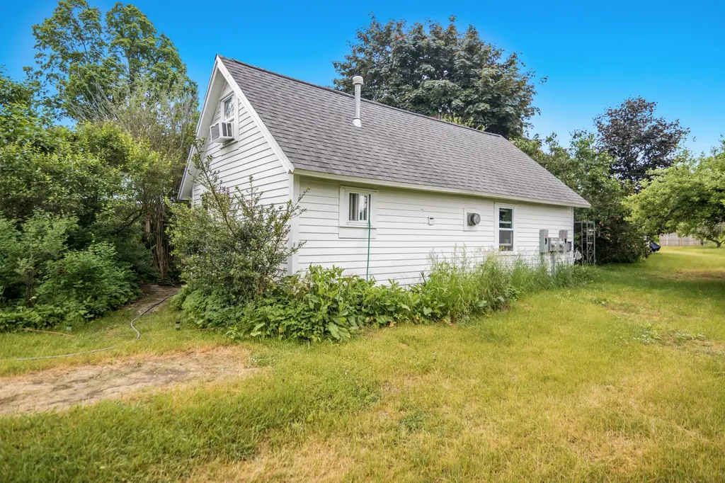 8491 Us-31 N Acme Township MI 49690