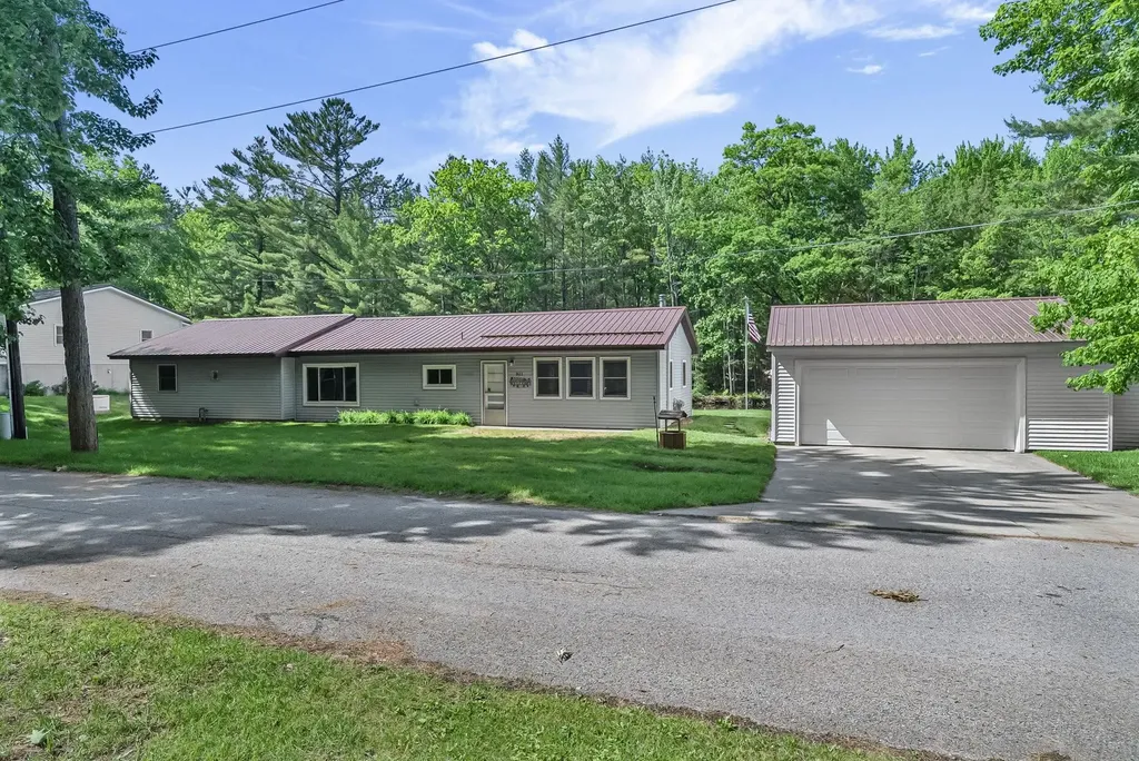 311 W Lake Drive Cherry Grove Township MI 49601