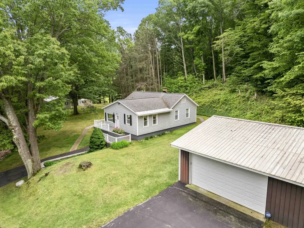 4145 Frankfort Highway Crystal Lake Township MI 49635