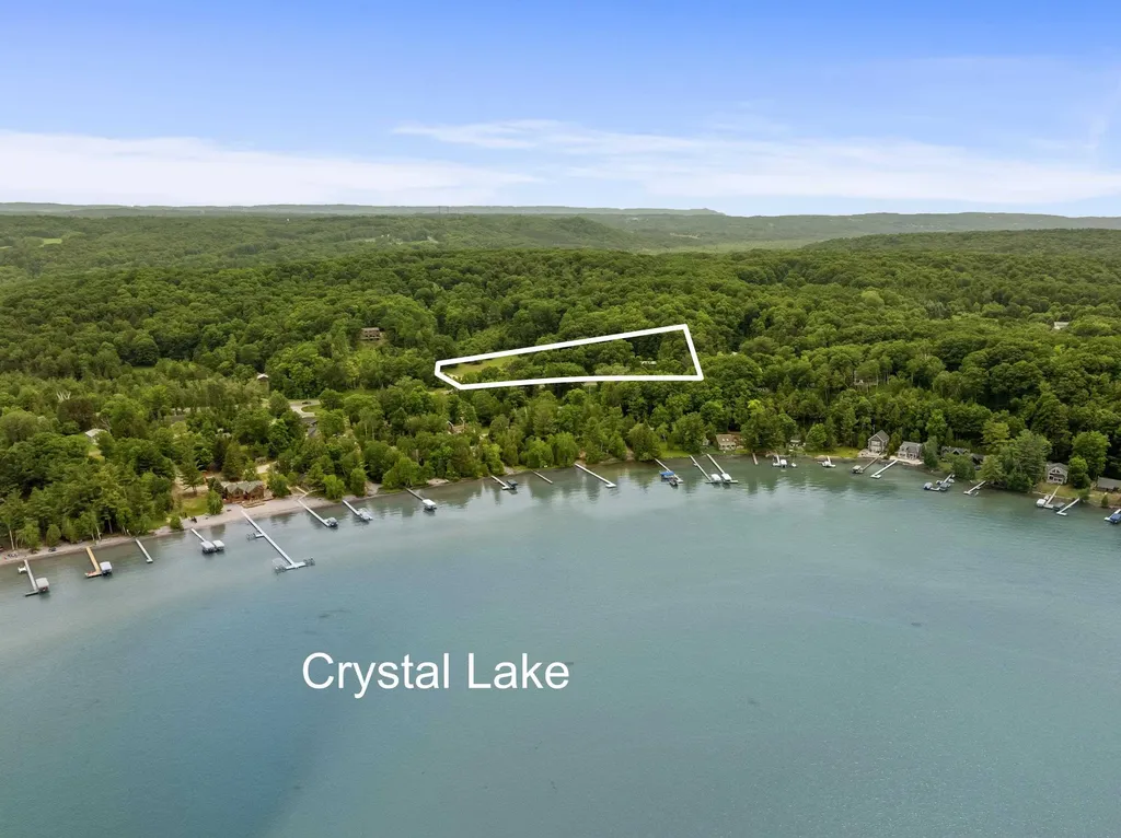 4145 Frankfort Highway Crystal Lake Township MI 49635