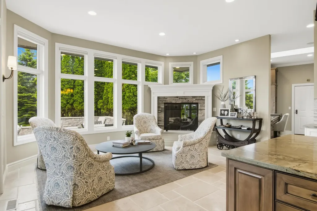 8546 East Beach Trail Peninsula Township MI 49686
