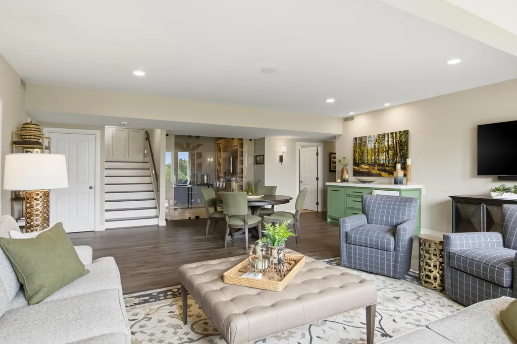 8546 East Beach Trail Peninsula Township MI 49686