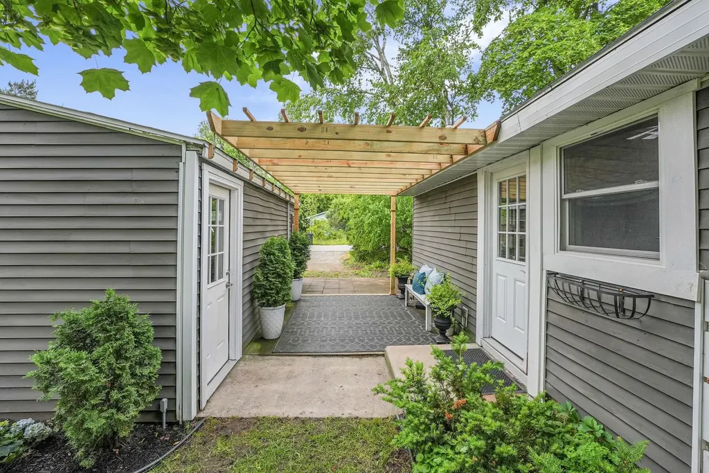 3792 Brook Drive Garfield Charter Township MI 49684