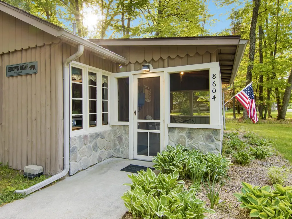 8604 Deadstream Road Lake Township MI 49640
