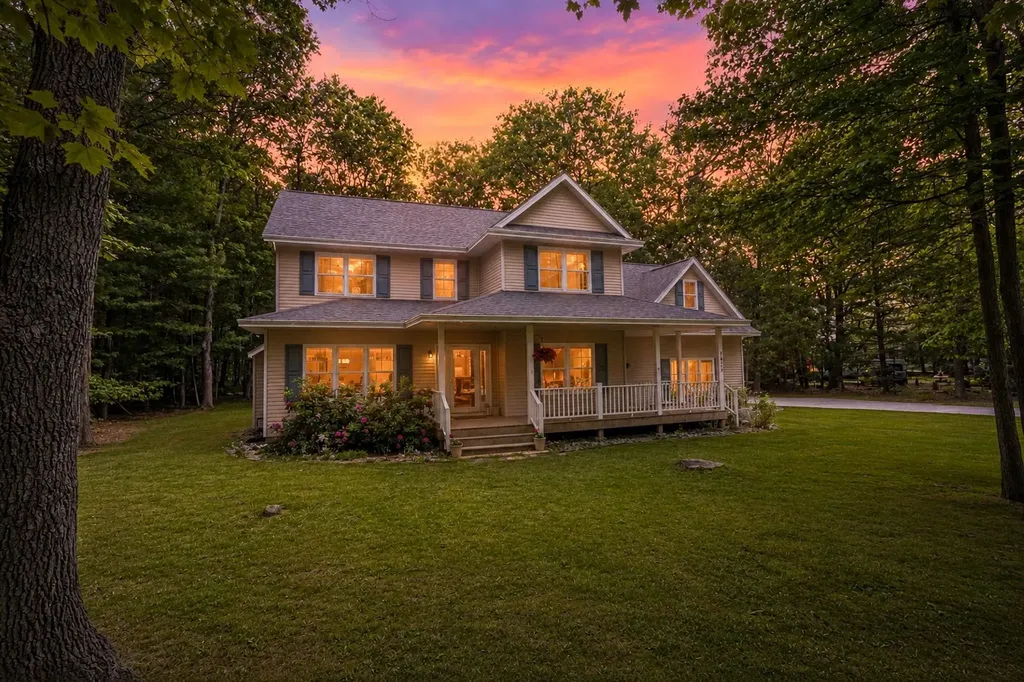 1424 Timber Ridge Drive Filer Charter Township MI 49660
