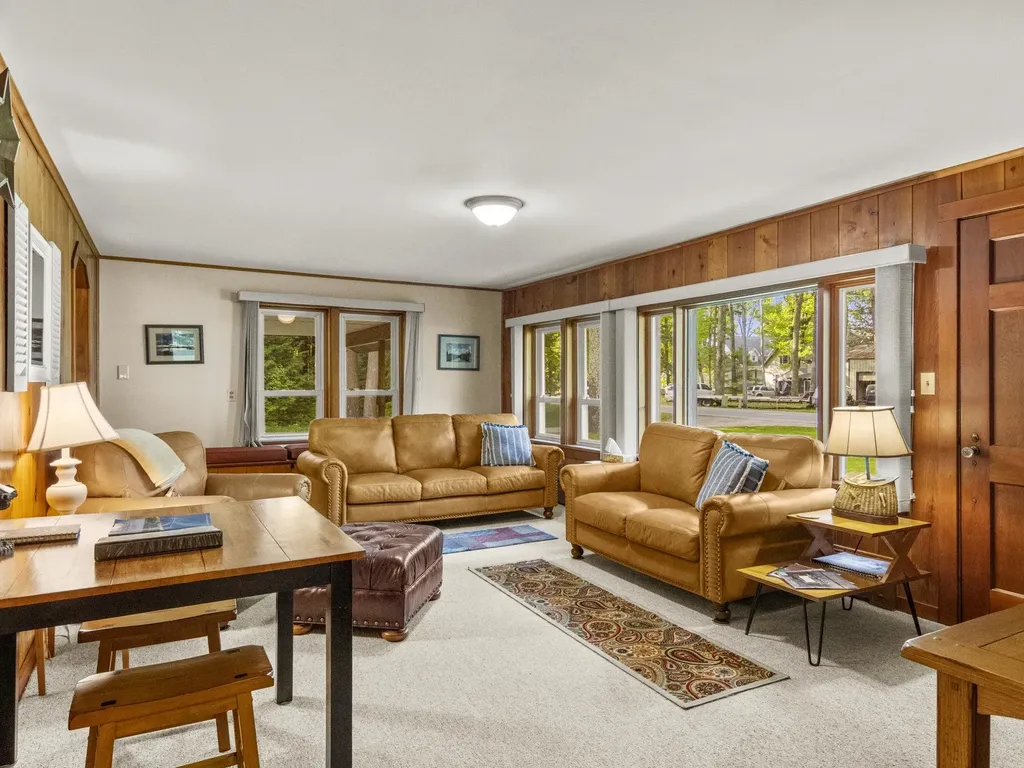 8646 Deadstream Road Lake Township MI 49640