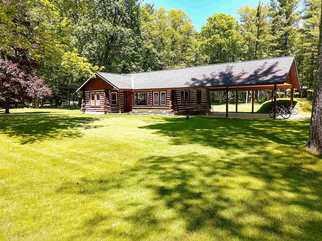 8646 Deadstream Road Lake Township MI 49640