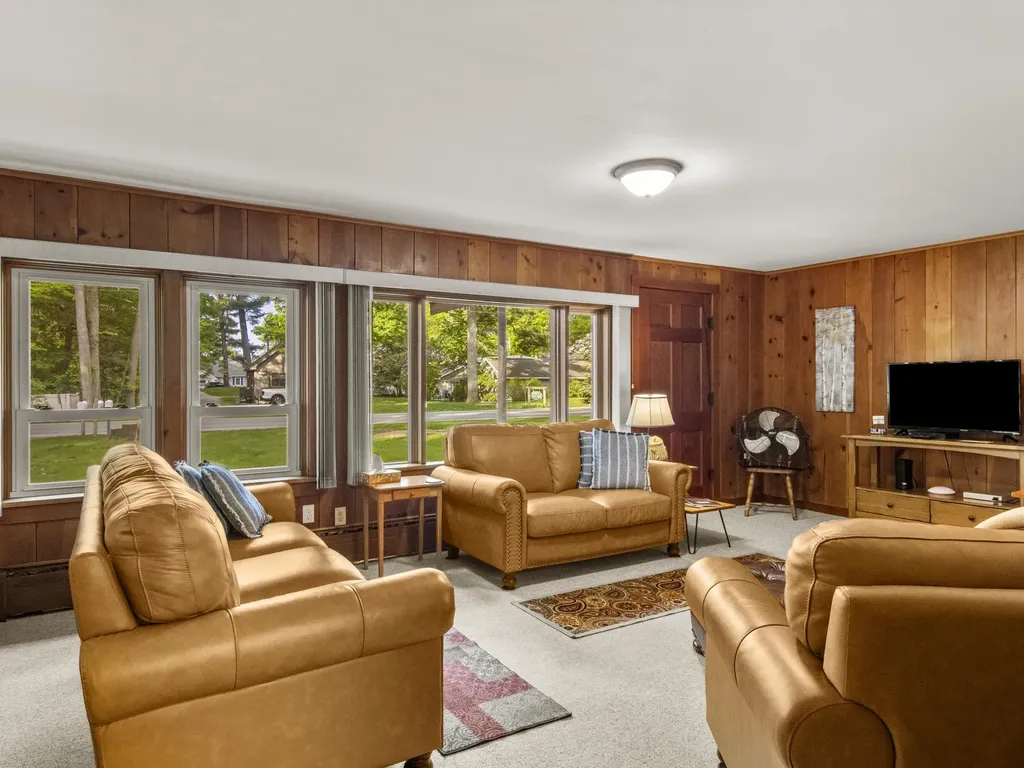 8646 Deadstream Road Lake Township MI 49640