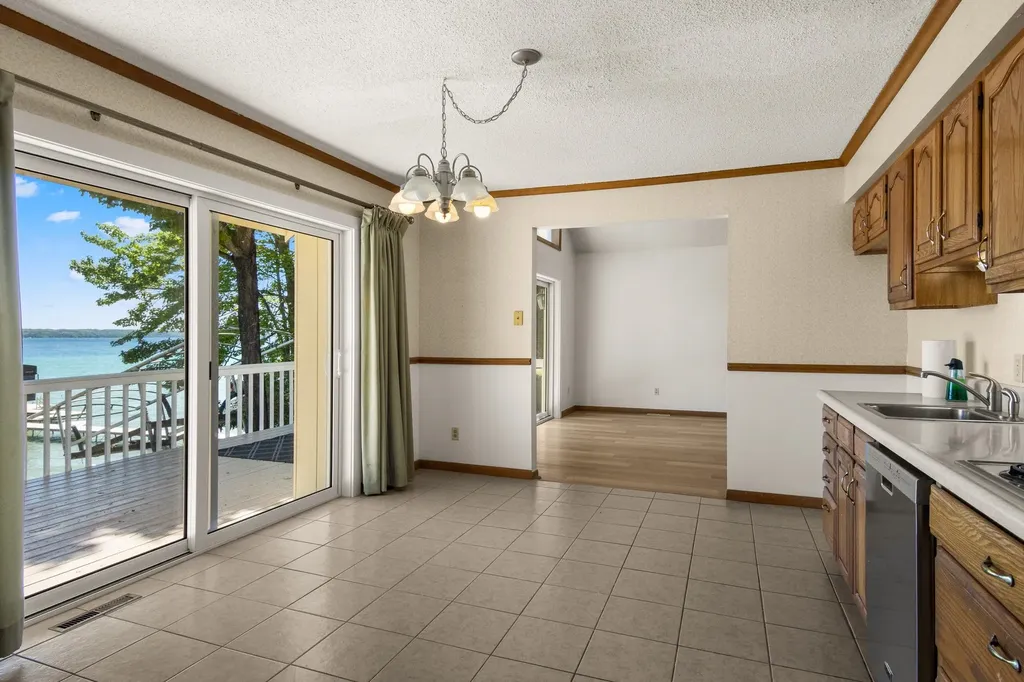 2881 N West Torch Lake Drive Torch Lake Township MI 49648