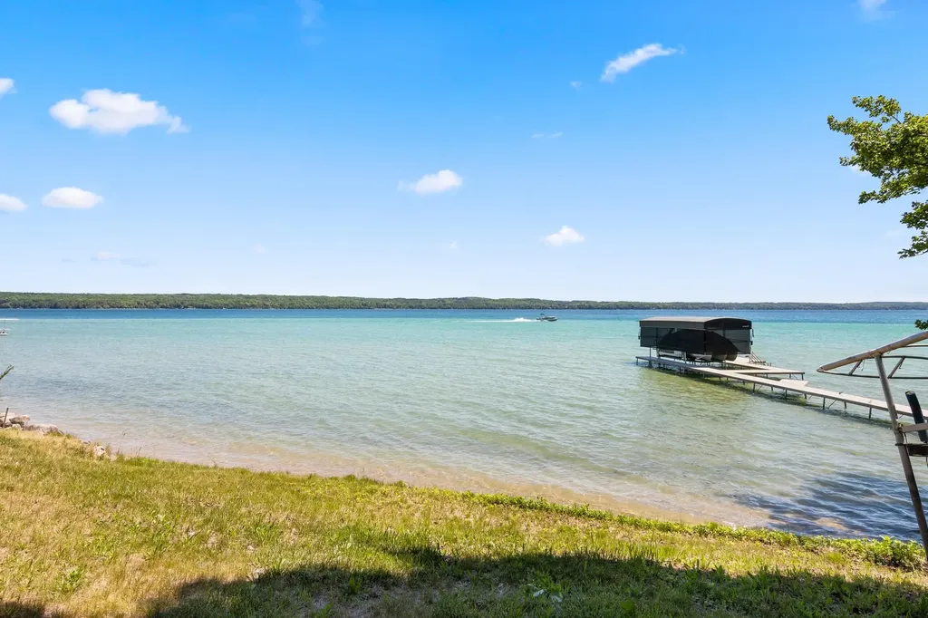 2881 N West Torch Lake Drive Torch Lake Township MI 49648