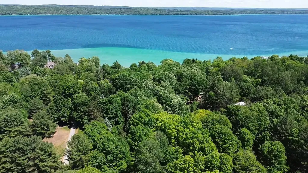 2881 N West Torch Lake Drive Torch Lake Township MI 49648