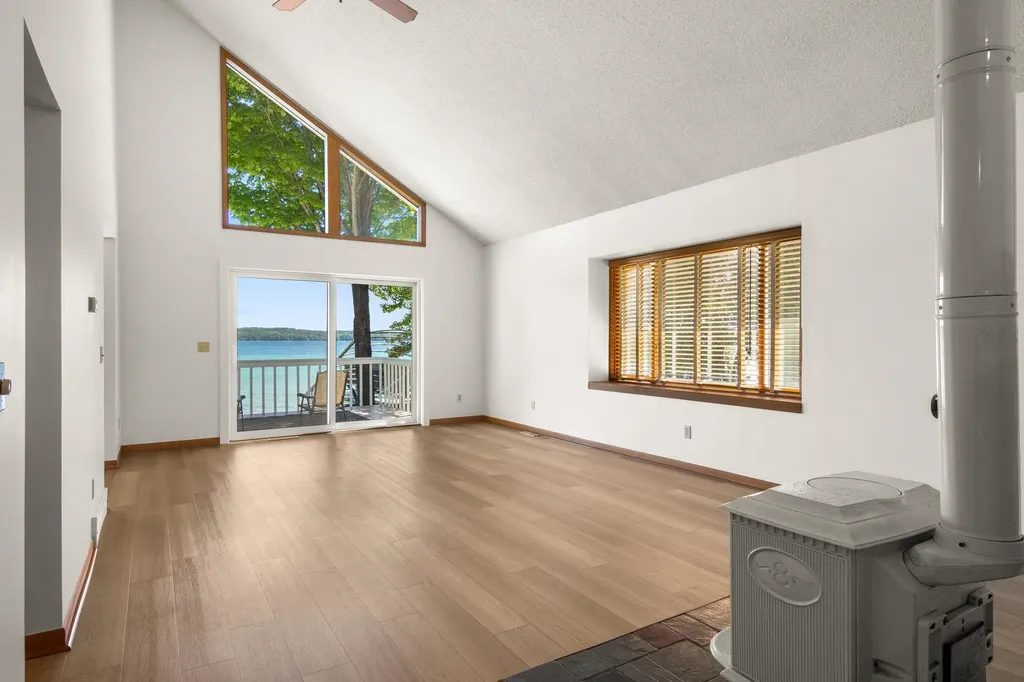 2881 N West Torch Lake Drive Torch Lake Township MI 49648