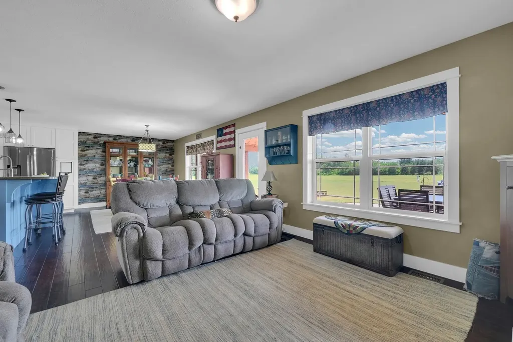 4690 E Houghton Lake Road Aetna Township MI 49651