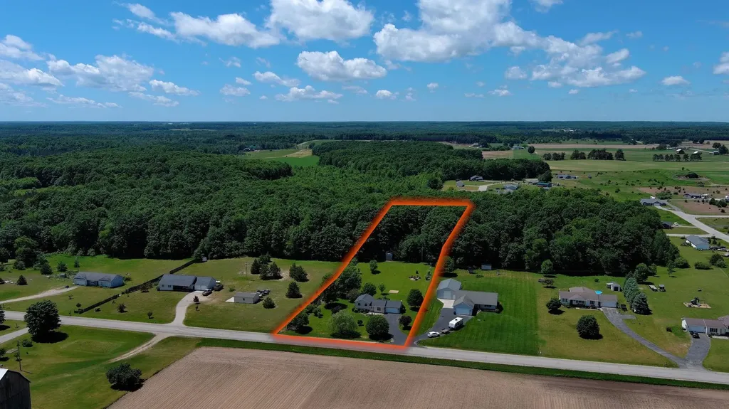 9318 Schichtel Road Mayfield Township MI 49649