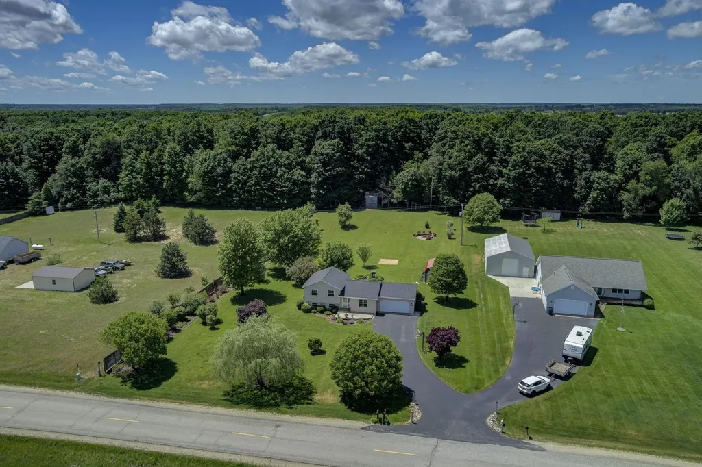 9318 Schichtel Road Paradise Township MI 49649