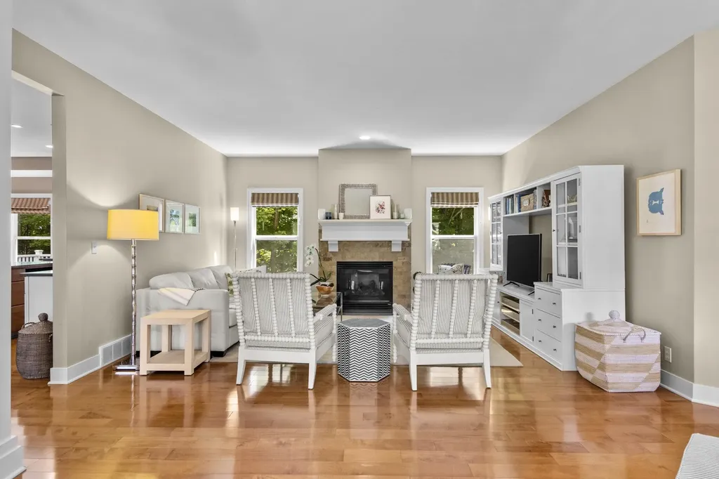 9390 E Summerfield Drive Elmwood Charter Township MI 49684