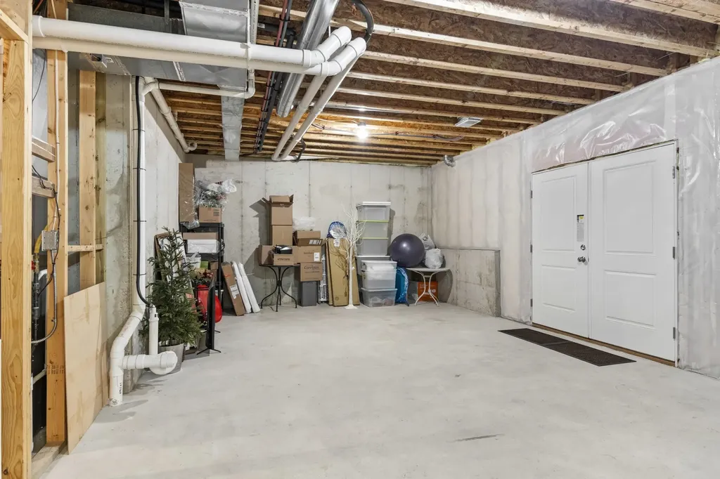 9390 E Summerfield Drive Elmwood Charter Township MI 49684
