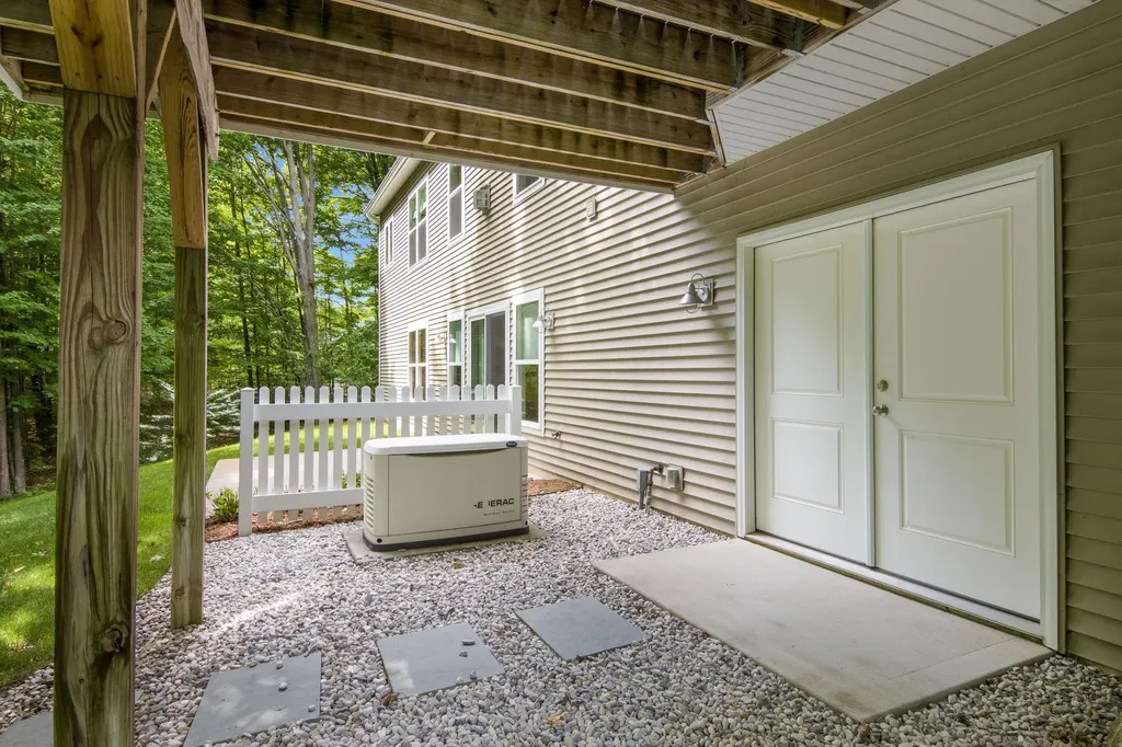 9390 E Summerfield Drive Elmwood Charter Township MI 49684