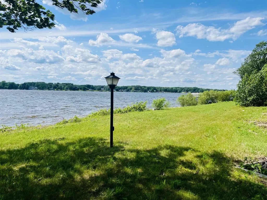 1084 Clubhouse Drive Broomfield Township MI 48893