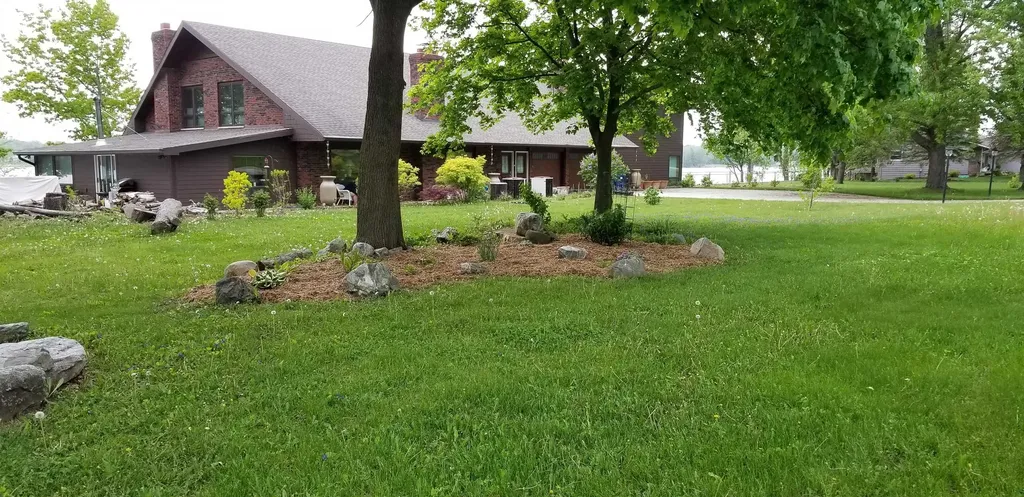 1084 Clubhouse Drive Broomfield Township MI 48893