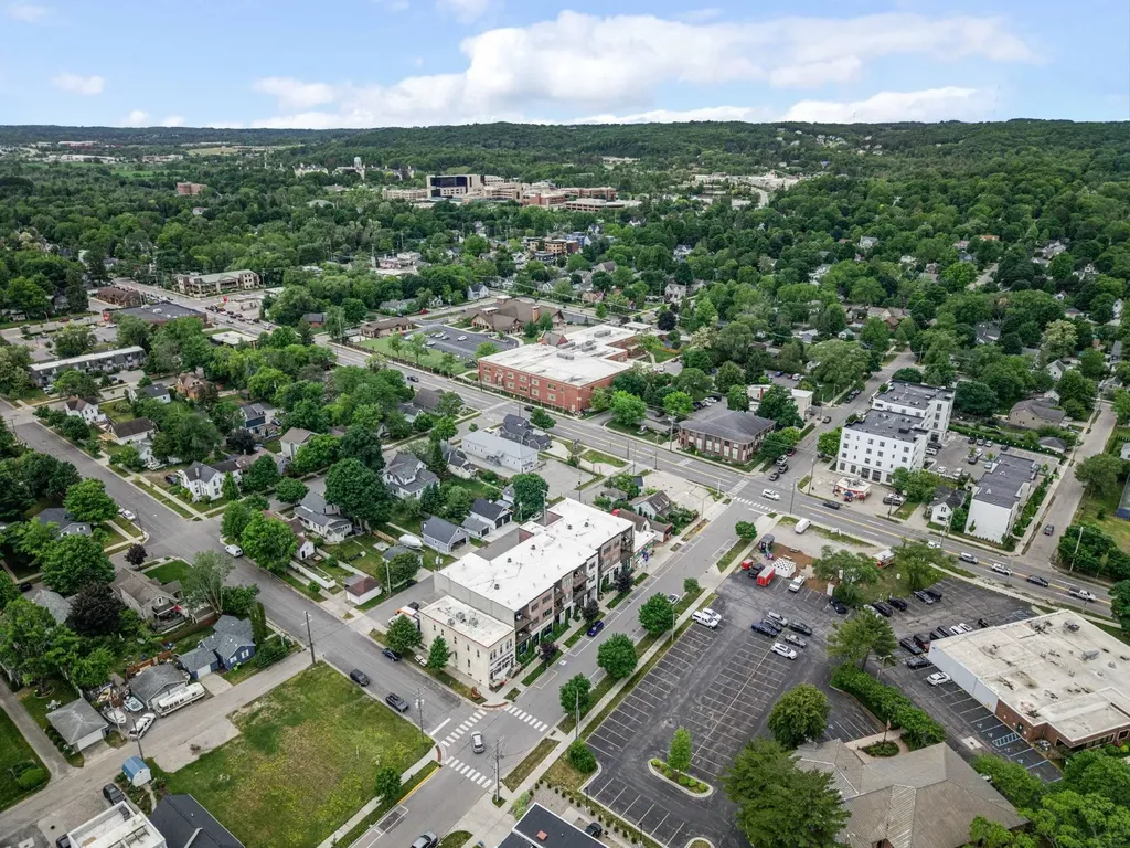 607 Randolph Traverse City City MI 49684