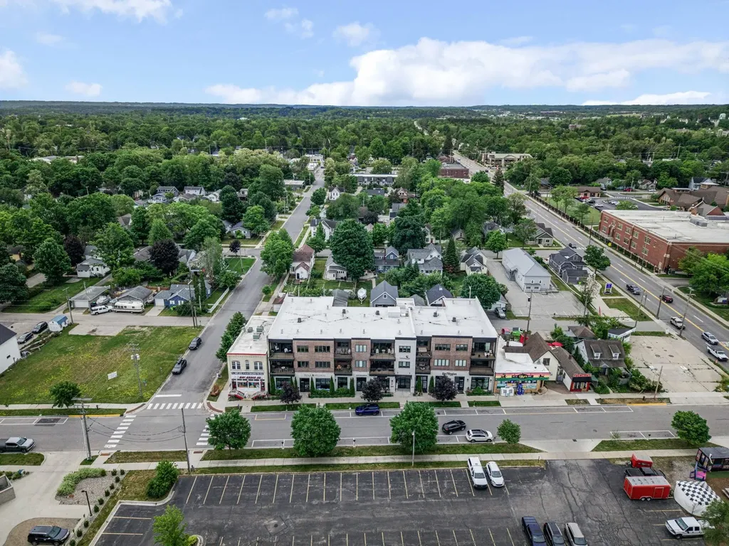 607 Randolph Traverse City City MI 49684