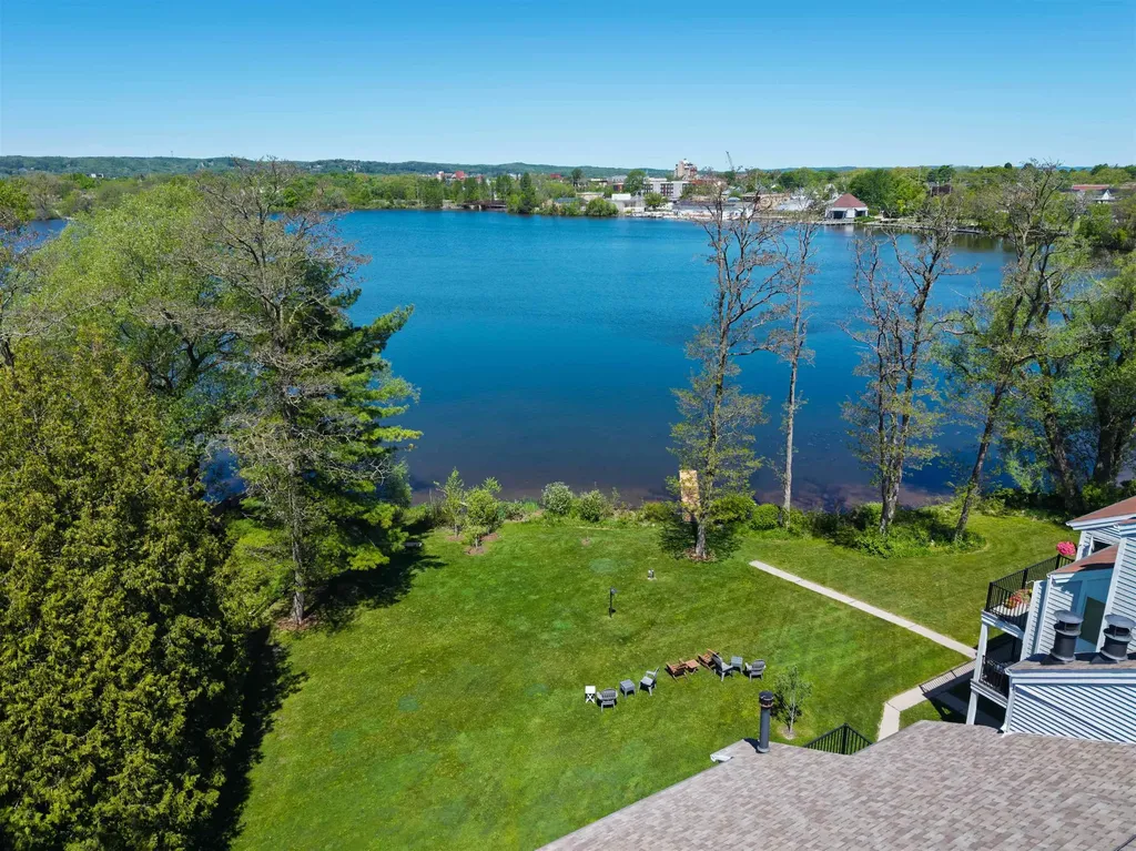 740 Centre Place Traverse City City MI 49686