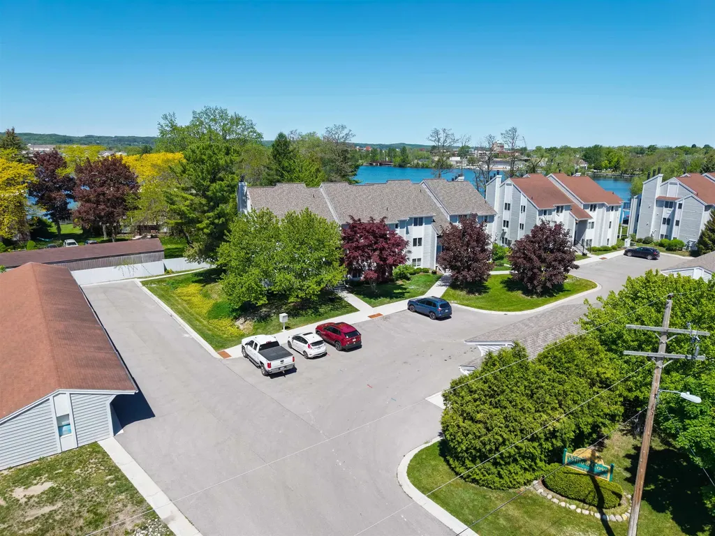 740 Centre Place Traverse City City MI 49686