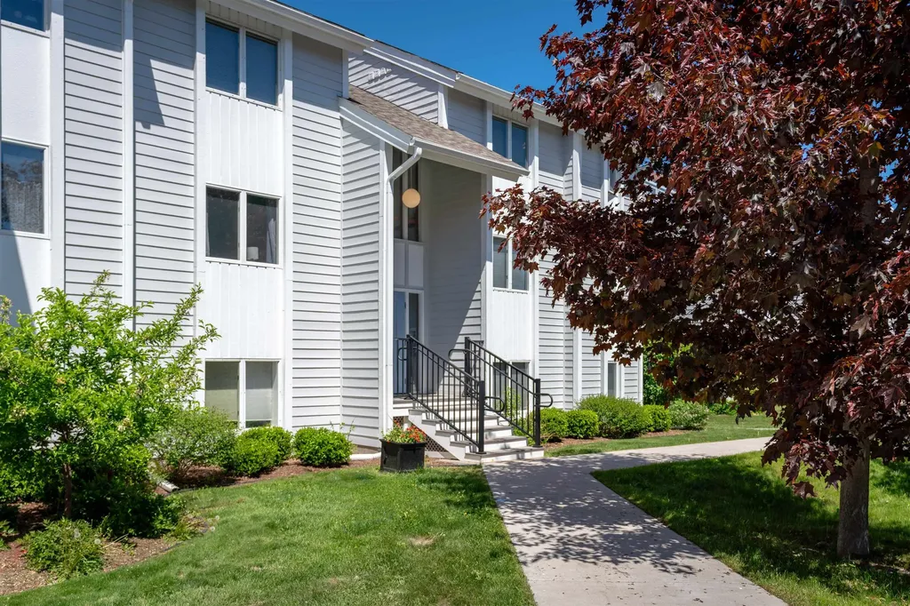 740 Centre Place Traverse City City MI 49686
