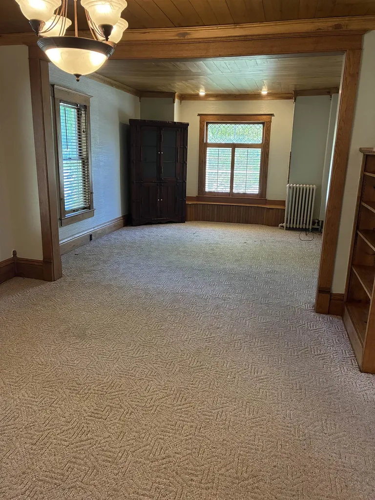 407 N Bridge Forest Home Township MI 49615