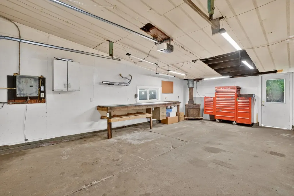 932 Farrar Street Cadillac City MI 49601