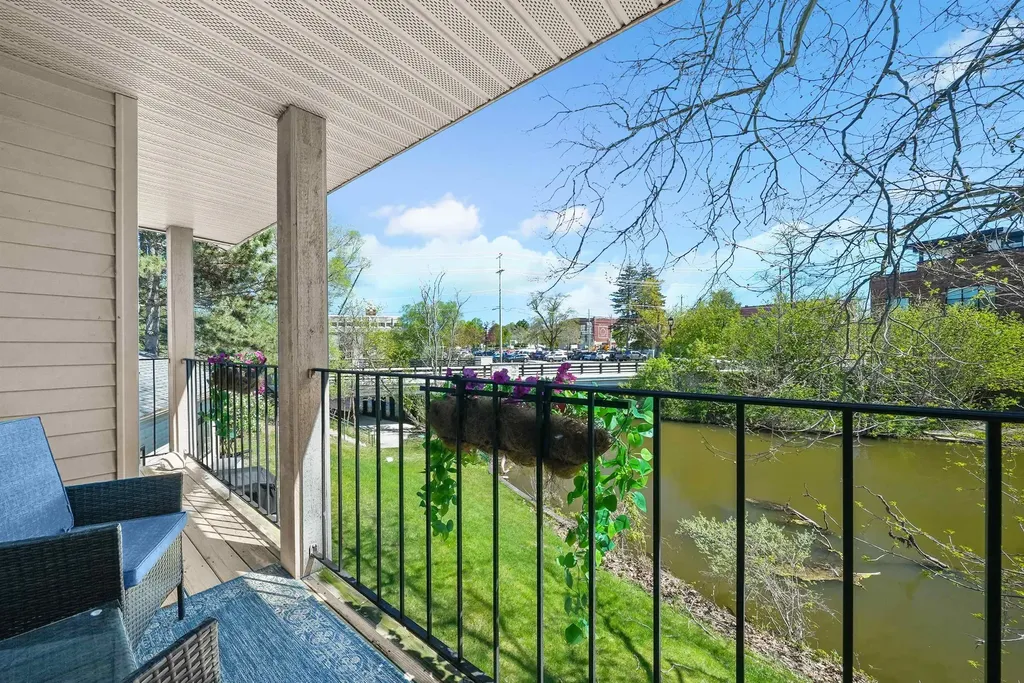 525 Riverine Drive Traverse City City MI 49684