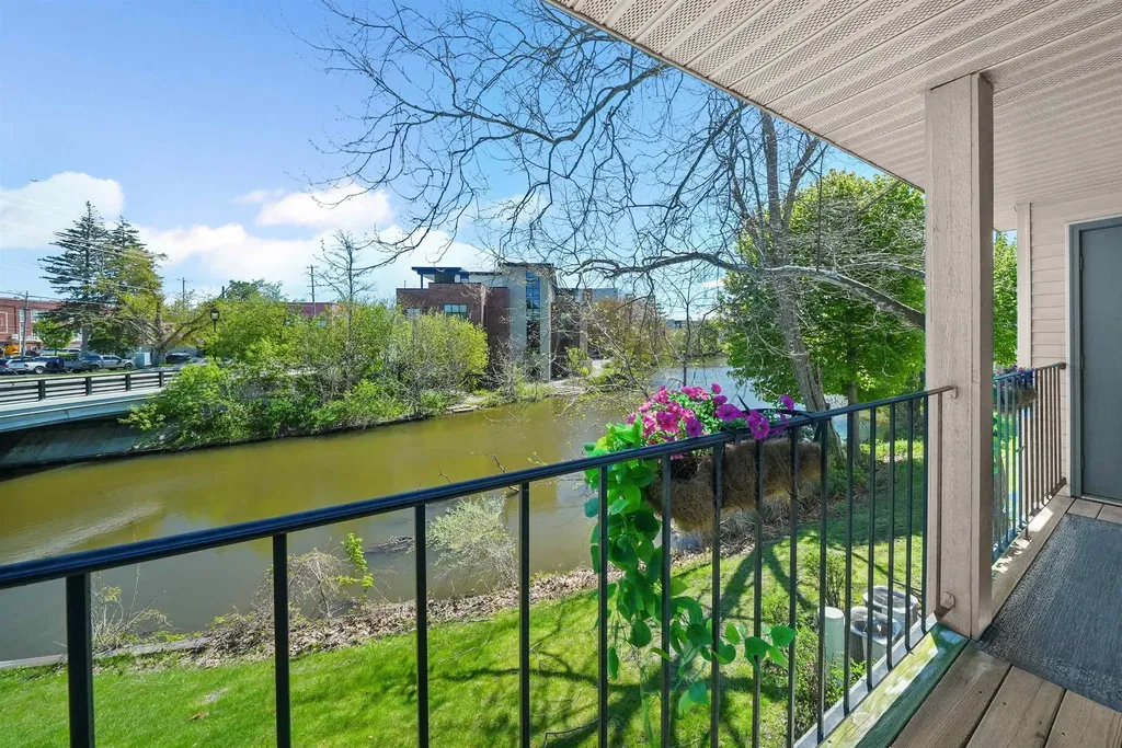 525 Riverine Drive Traverse City City MI 49684