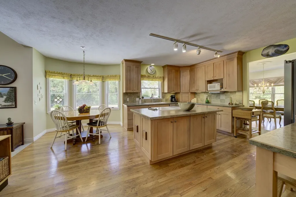 1453 Braemar Drive Peninsula Township MI 49686