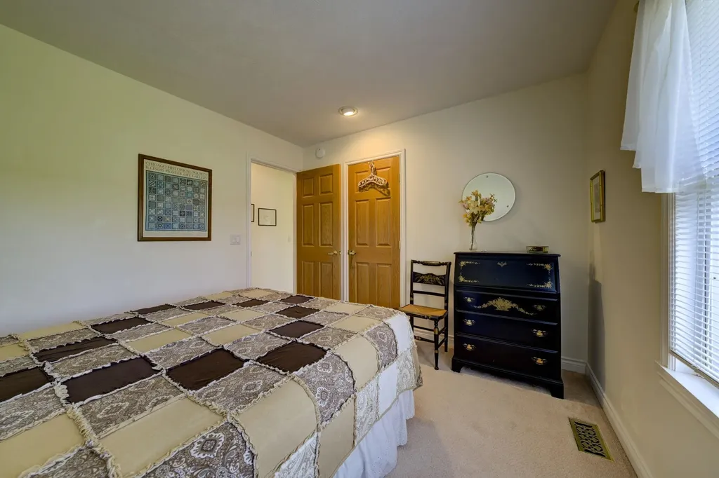 1453 Braemar Drive Peninsula Township MI 49686