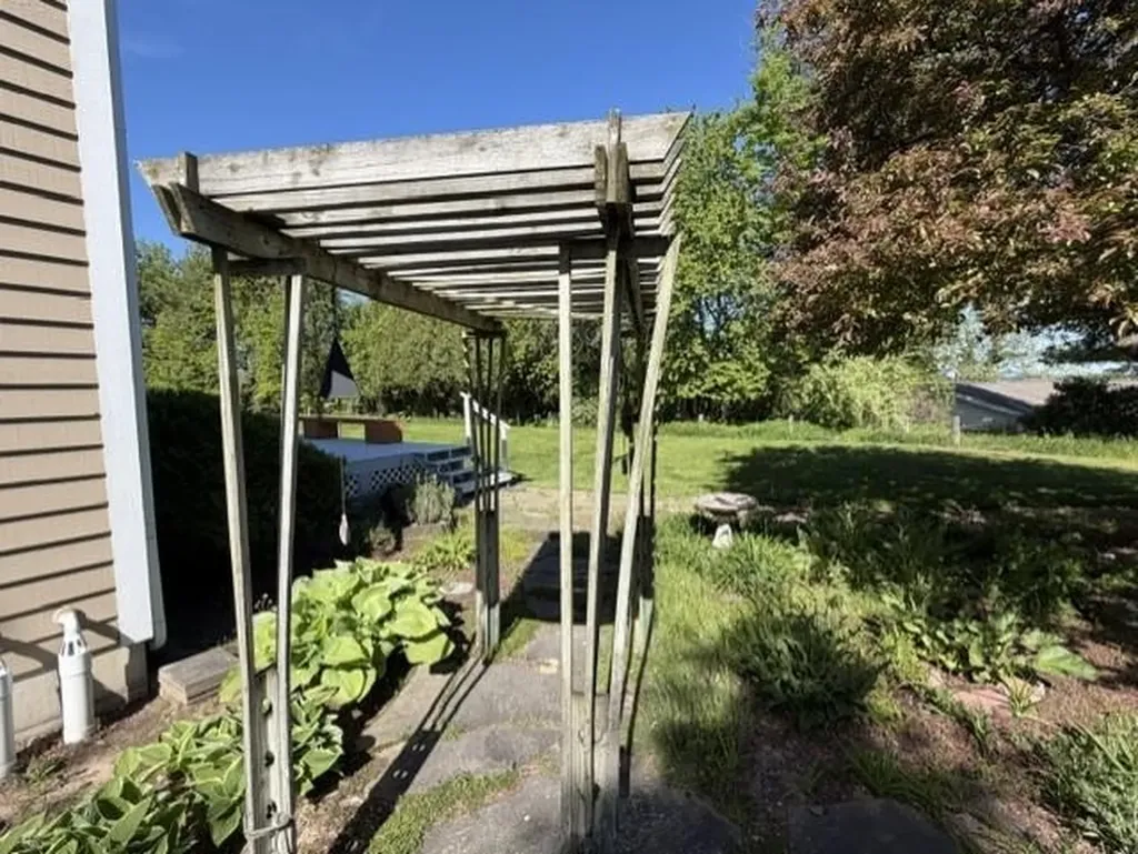 1453 Braemar Drive Peninsula Township MI 49686