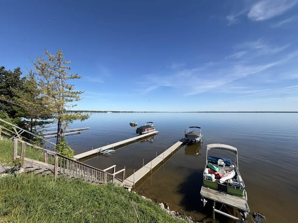 104 Oliver Street Roscommon Township MI 48629
