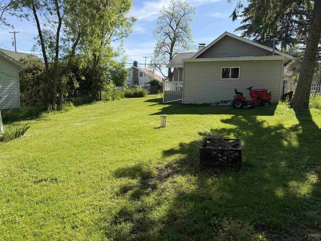 104 Oliver Street Roscommon Township MI 48629