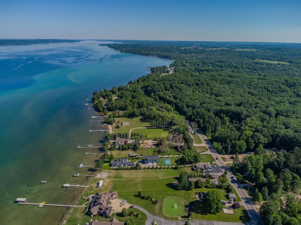 11282 SE Torch Lake Drive Helena Township MI 49612
