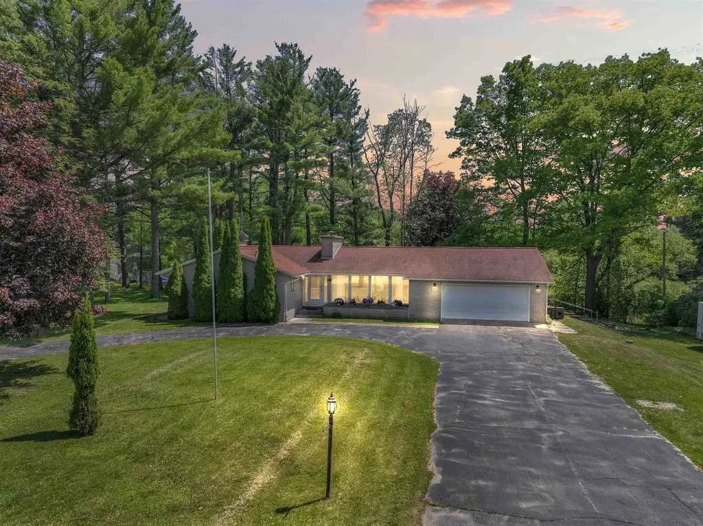 550 Henry Street Lake City City MI 49651