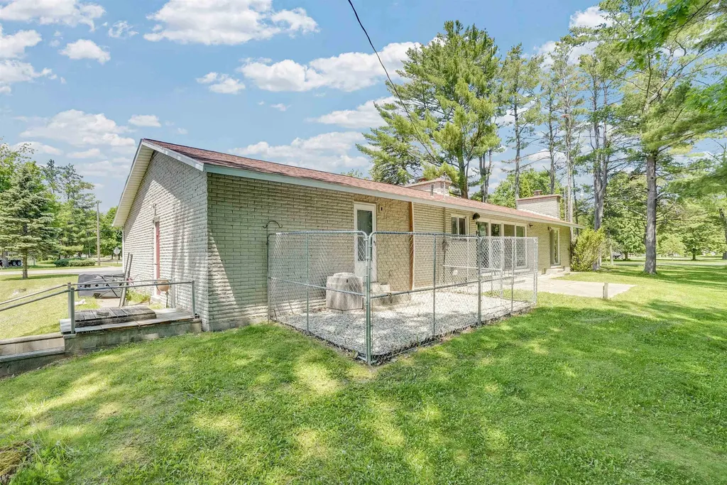 550 Henry Street Lake City City MI 49651