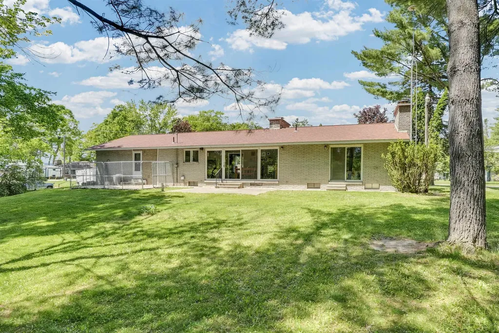 550 Henry Street Lake City City MI 49651