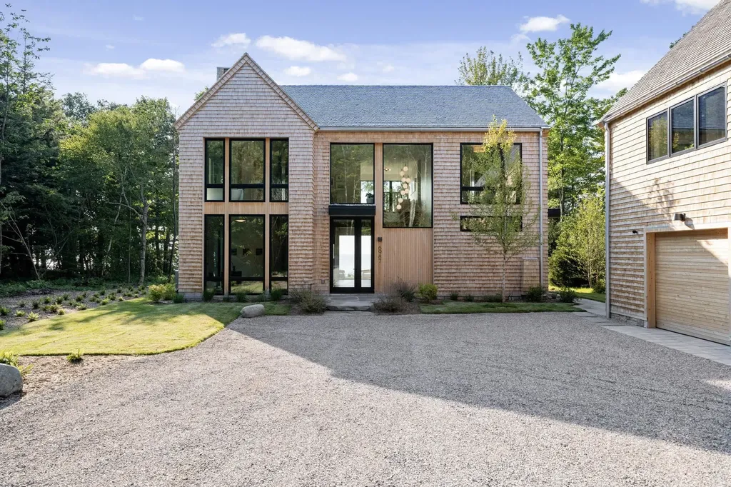 6987 N Manitou Trail Leland Township MI 49670