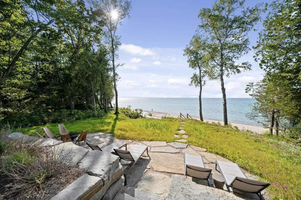 6987 N Manitou Trail Leland Township MI 49670
