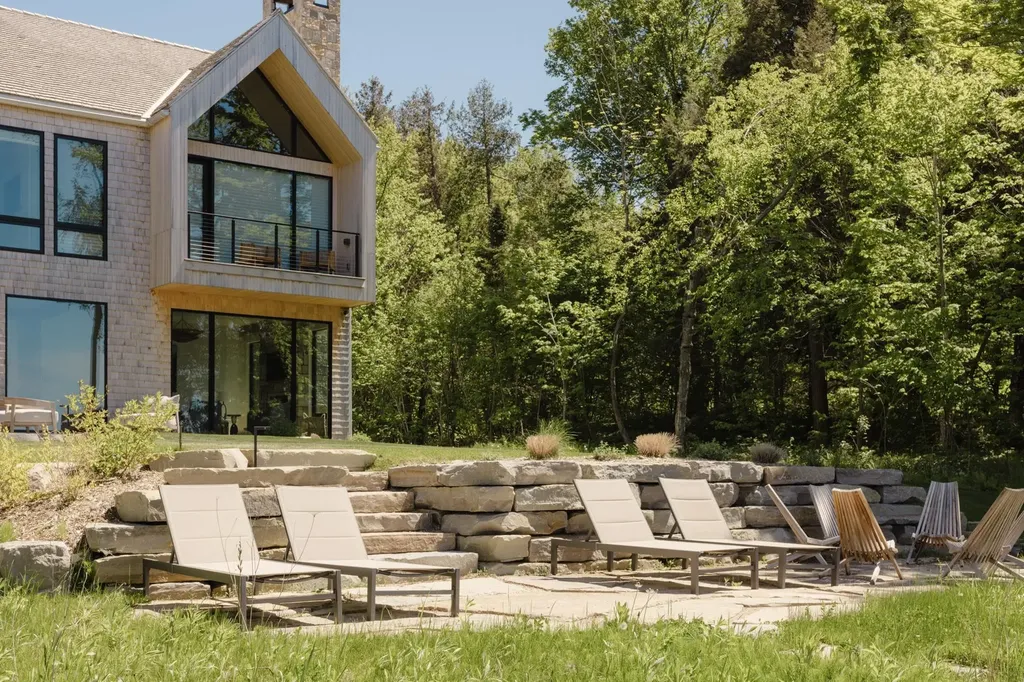 6987 N Manitou Trail Leland Township MI 49670